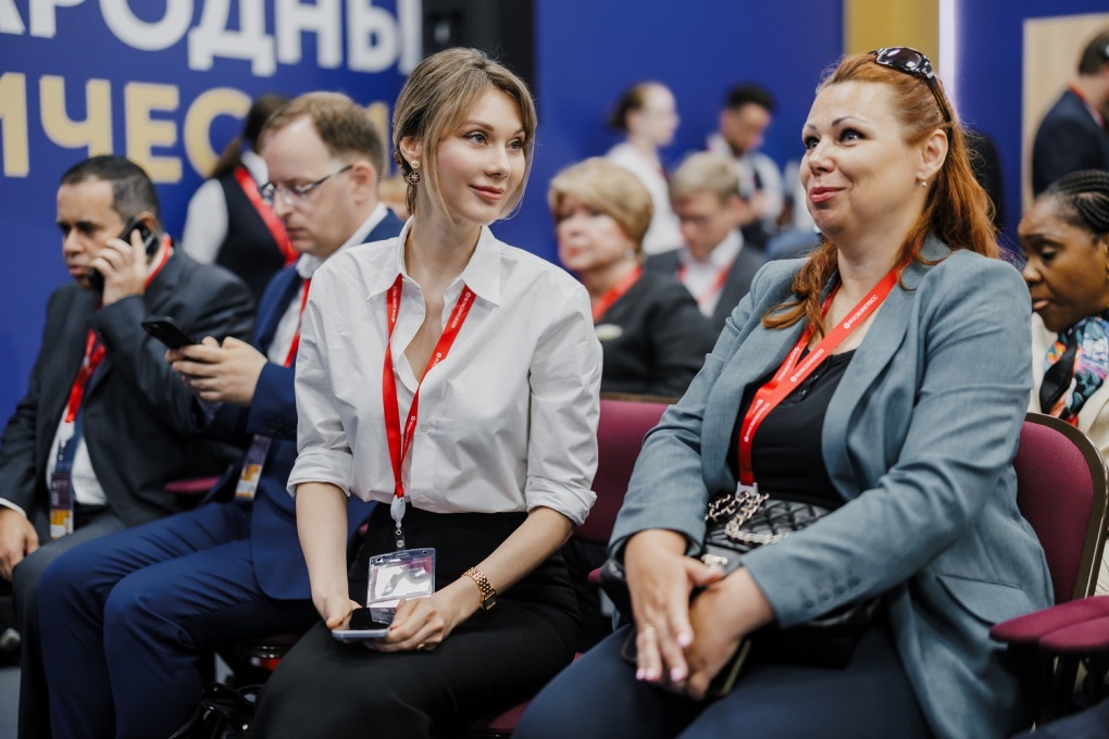 Алина Ефимова рассказала о возможностях продвижения МСП на сессии ПМЭФ