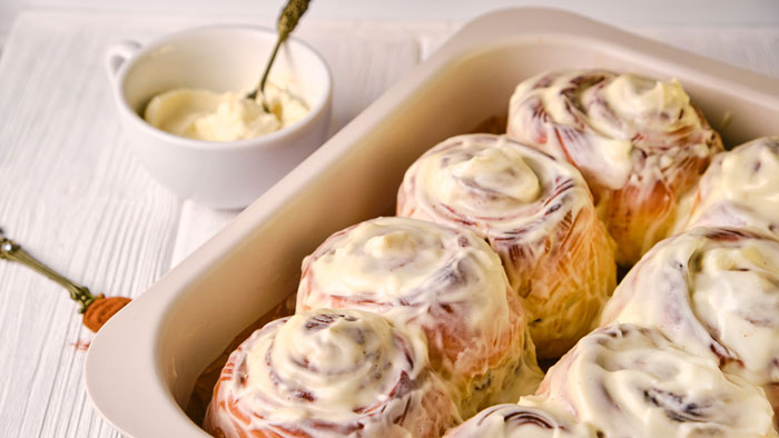 Cиннабон — булочка с сыром и корицей